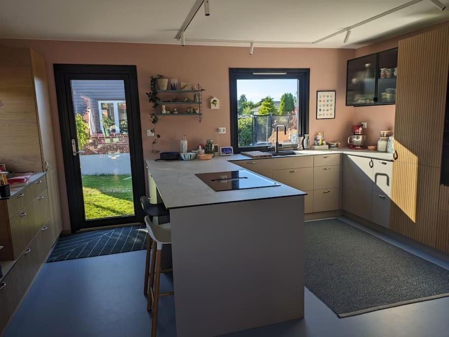 Villa, Walking Distance From Ons Villaer